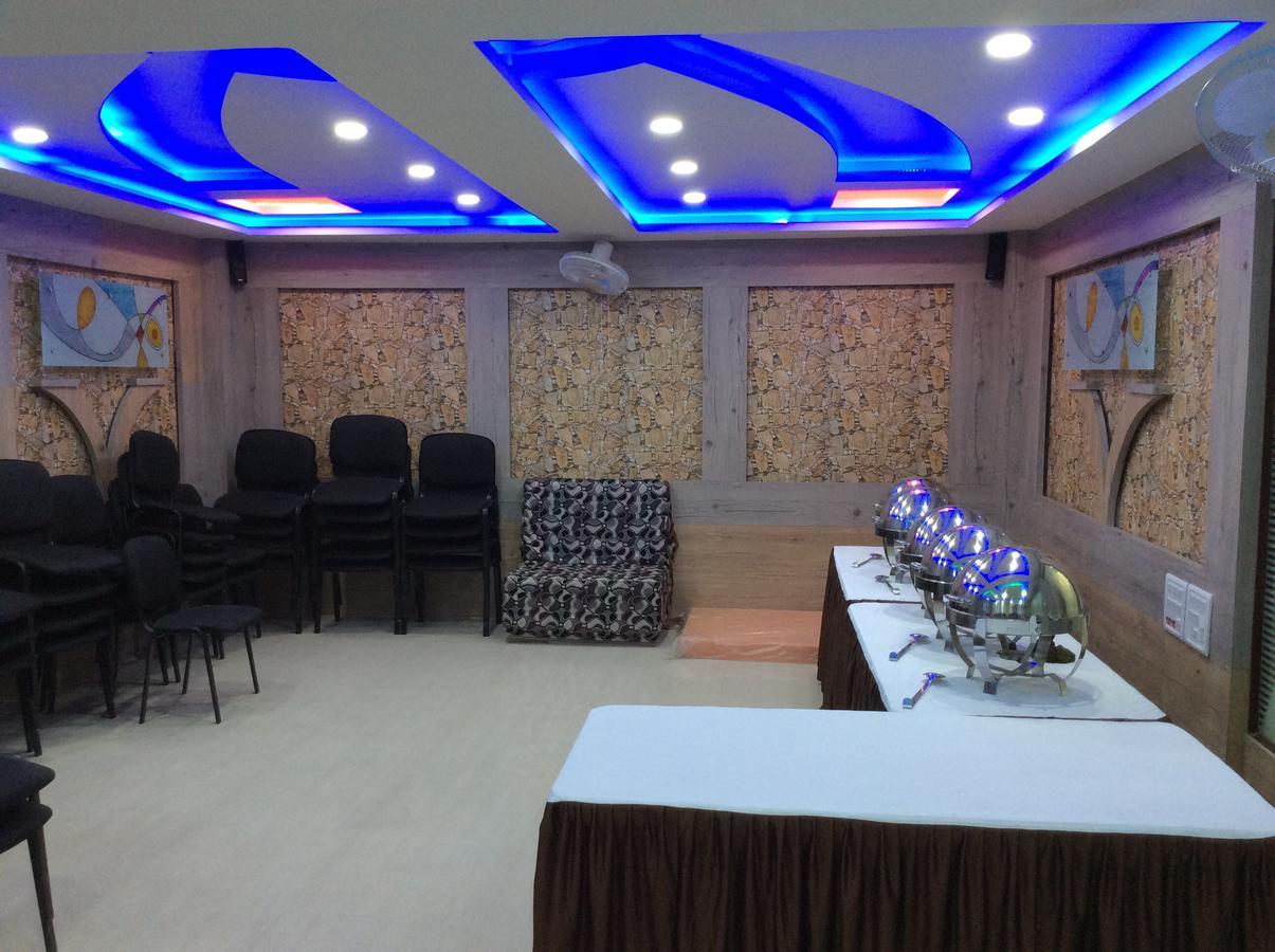 Hotel Central Park Muzaffarpur Esterno foto