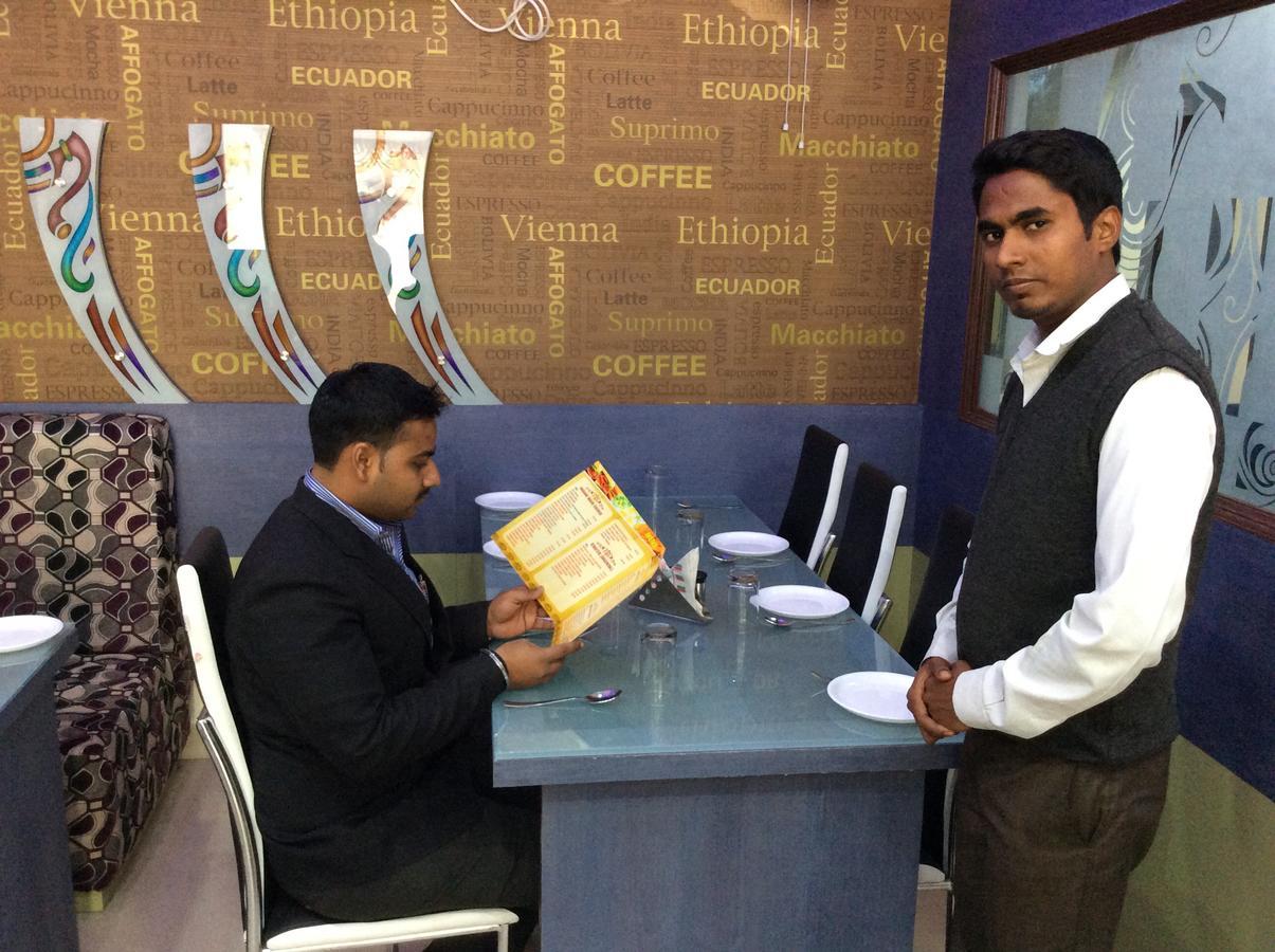 Hotel Central Park Muzaffarpur Esterno foto